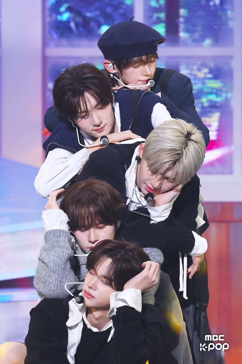 ㄹㄷ🖤 tweet media