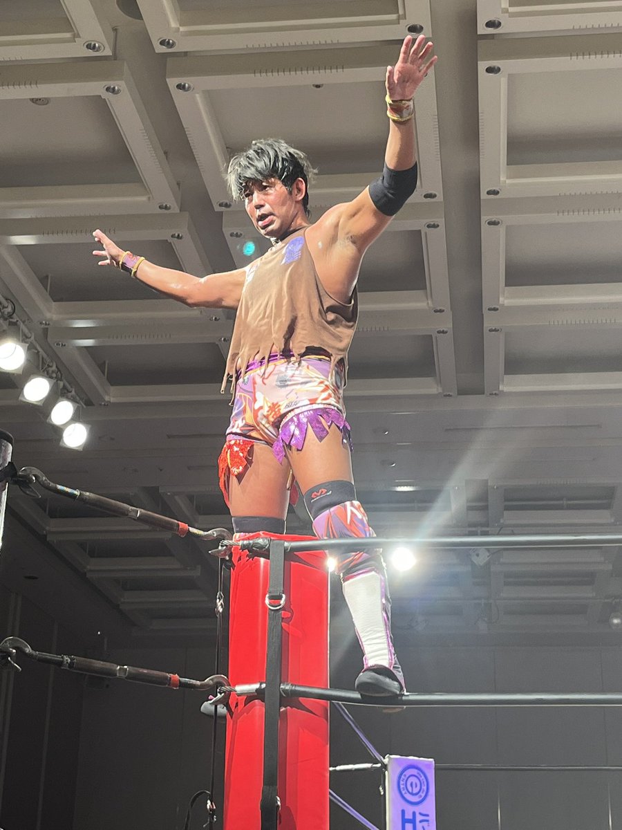 今日は #横須賀ススム 選手のお誕生日です👏👏🍰 #DRAGONGATE #お誕生日