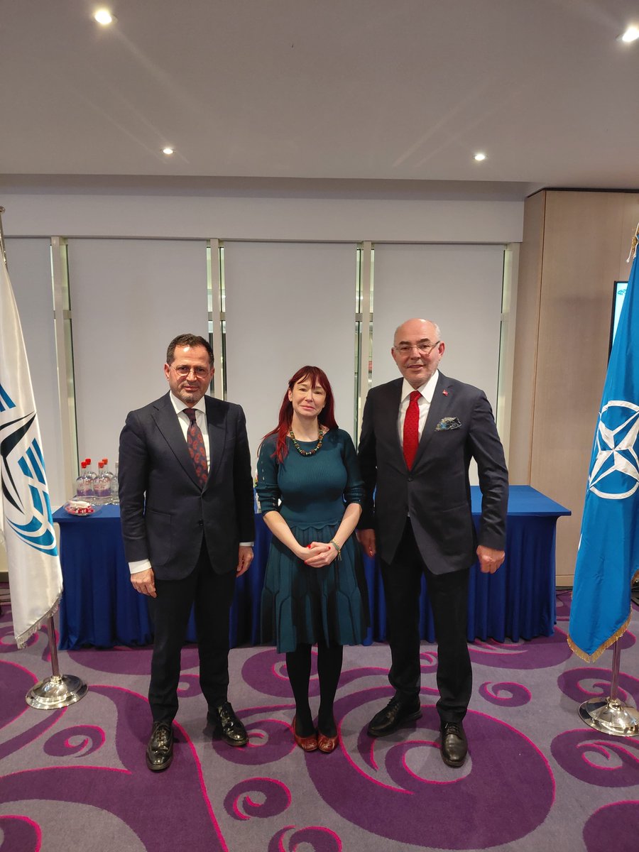 ZiyaAltunyaldiz's tweet image. Brüksel programımızın son gününde, NATO PA Genel Sekreteri Dr. Benedetta Berti ile bir araya gelerek küresel gündem üzerine verimli bir fikir alışverişinde bulunduk. 

Değerli paylaşımları ve keyifli sohbeti için kendisine teşekkür ediyorum.

#NATOPA #Brussels #Diplomasi #NATO