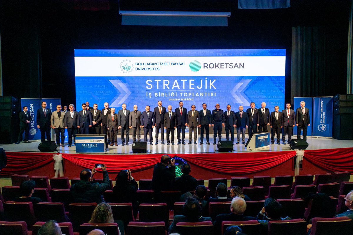 muratikinci2's tweet photo. ROKETSAN ve Bolu Abant İzzet Baysal Üniversitesi iş birliğinde gerçekleştirdiğimiz Stratejik İş Birliği Toplantısı’nda; savunma sanayimizin sürdürülebilir gelişimine katkı sunacak, yerli ve millî üretim kapasitemizi güçlendirecek adımları değerlendirdik.

Bu anlamlı buluşmaya ev sahipliği yapan ROKETSAN Yönetim Kurulu Başkanımız ve BAİBÜ Rektörümüz Prof. Dr. Faruk Yiğit’e ve katılımları için tüm yerel paydaşlarımıza teşekkür ediyorum. 🇹🇷

@roketsan 🤝 @ibuajanda 🤝 @_FYigit