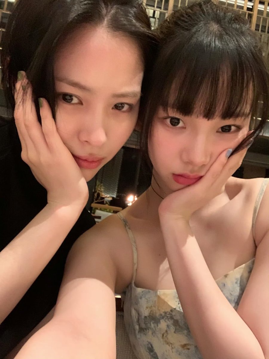 THIS RYURINA DUO SELCA OMGG??