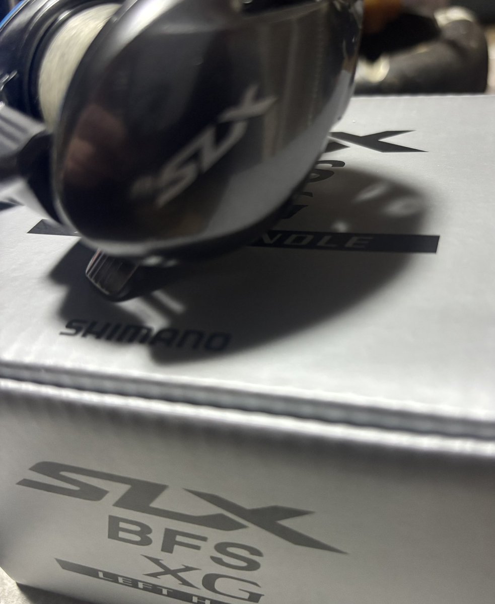 gasakich's tweet image. SLX信者🔥
【SLX BFS/XG】
吊るして釣る💪
#shimano
#吊るし
#バスフィッシング
#ベイトリール