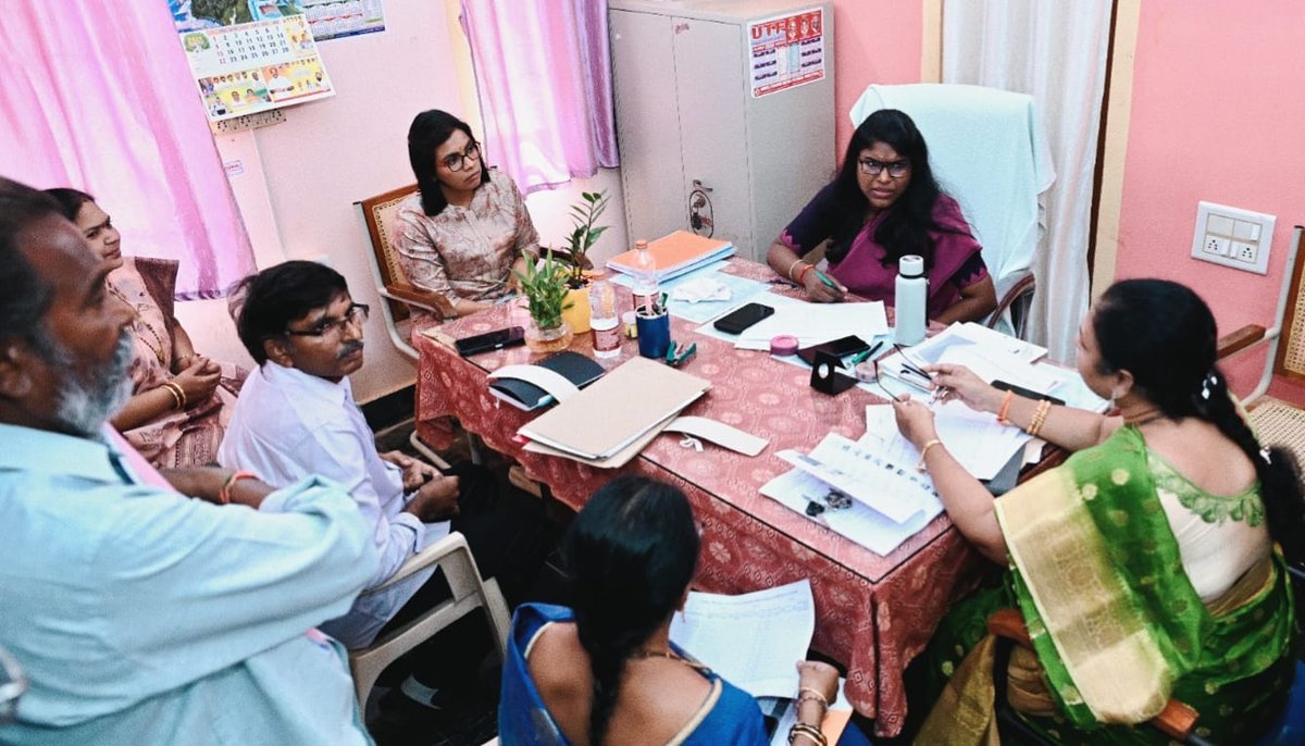 District Collector Eluru tweet media