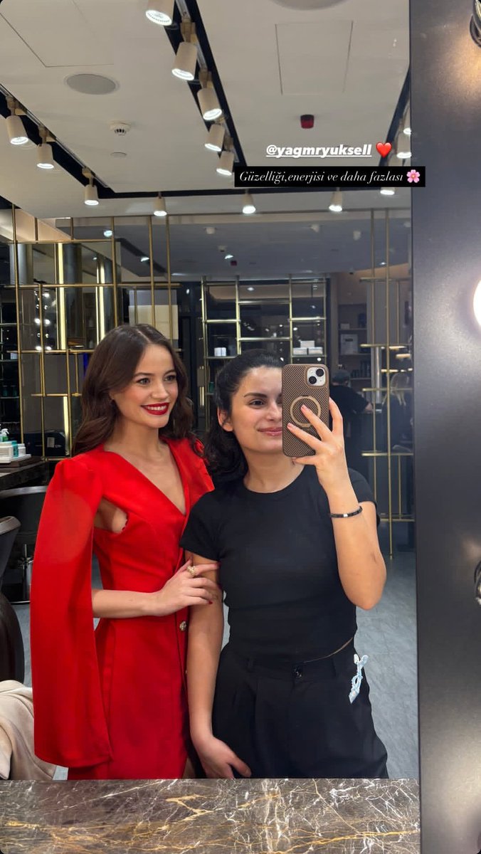 Onu gören herkes ona aşık oluyor 🥺🧚🏻‍♀️❤️
#YağmurYüksel ✨