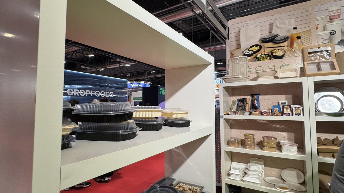 CodensaEnvases's tweet photo. 🚀 Tercer día de HIP 2026

Hoy seguimos en @expohip 
Si quieres conocer de primera mano la innovación en #packaging para el canal #Horeca, no dejes de visitarnos

📍 IFEMA Madrid
📌 Pabellón 9 – Stand 9B249

Te esperamos 🤝

#HIP2026 #Horeca #Packaging #Innovación #Codensa https://t.co/oVhjwYFcho