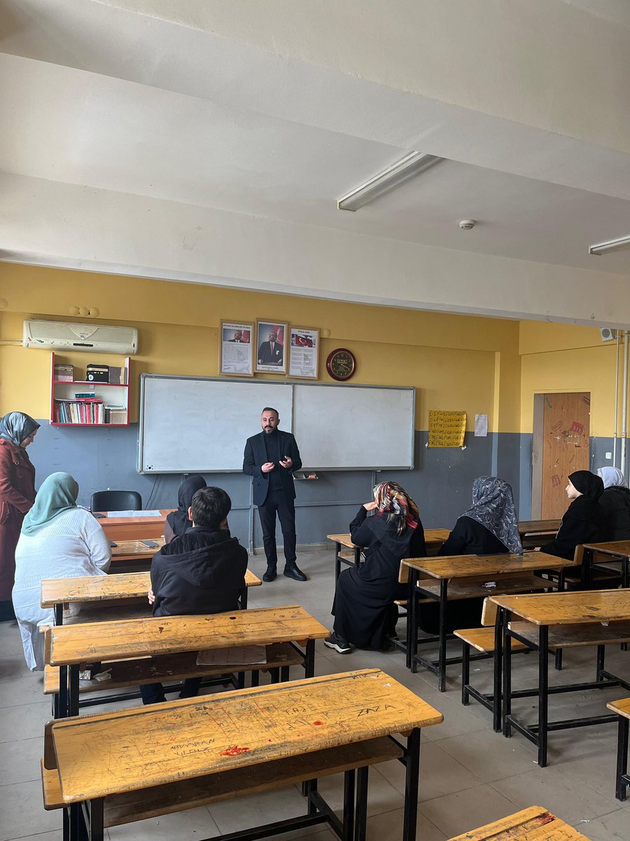 2.dönem veli toplantımız yapılmıştır.Katılan ilgili velilerimize teşekkür ederiz🙏🏻
<a href="/hanimem21800/">Hani İlçe Milli Eğitim Müdürlüğü</a>