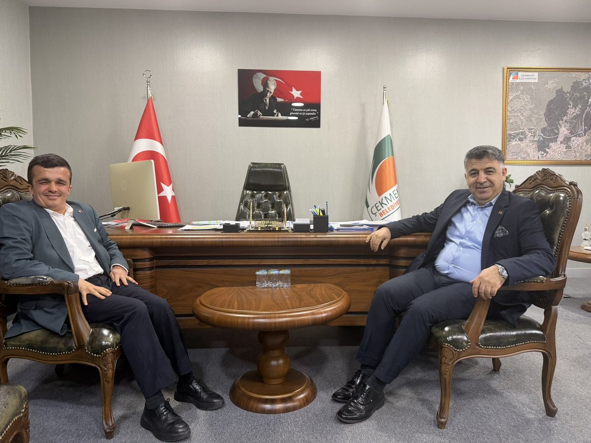 Çekmeköy Belediyesi başkan yardımcısı Fevzi Varlı başkan 

Misafirperverlikleri için değerli başkanımıza teşekkür ediyorum.