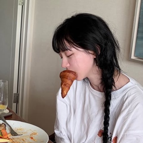 เหมือนโดนแม่ปลุกให้มากินอาหารเช้าโรงแรมเพราะเดี๋ยวไม่คุ้มมาก😂😂😂