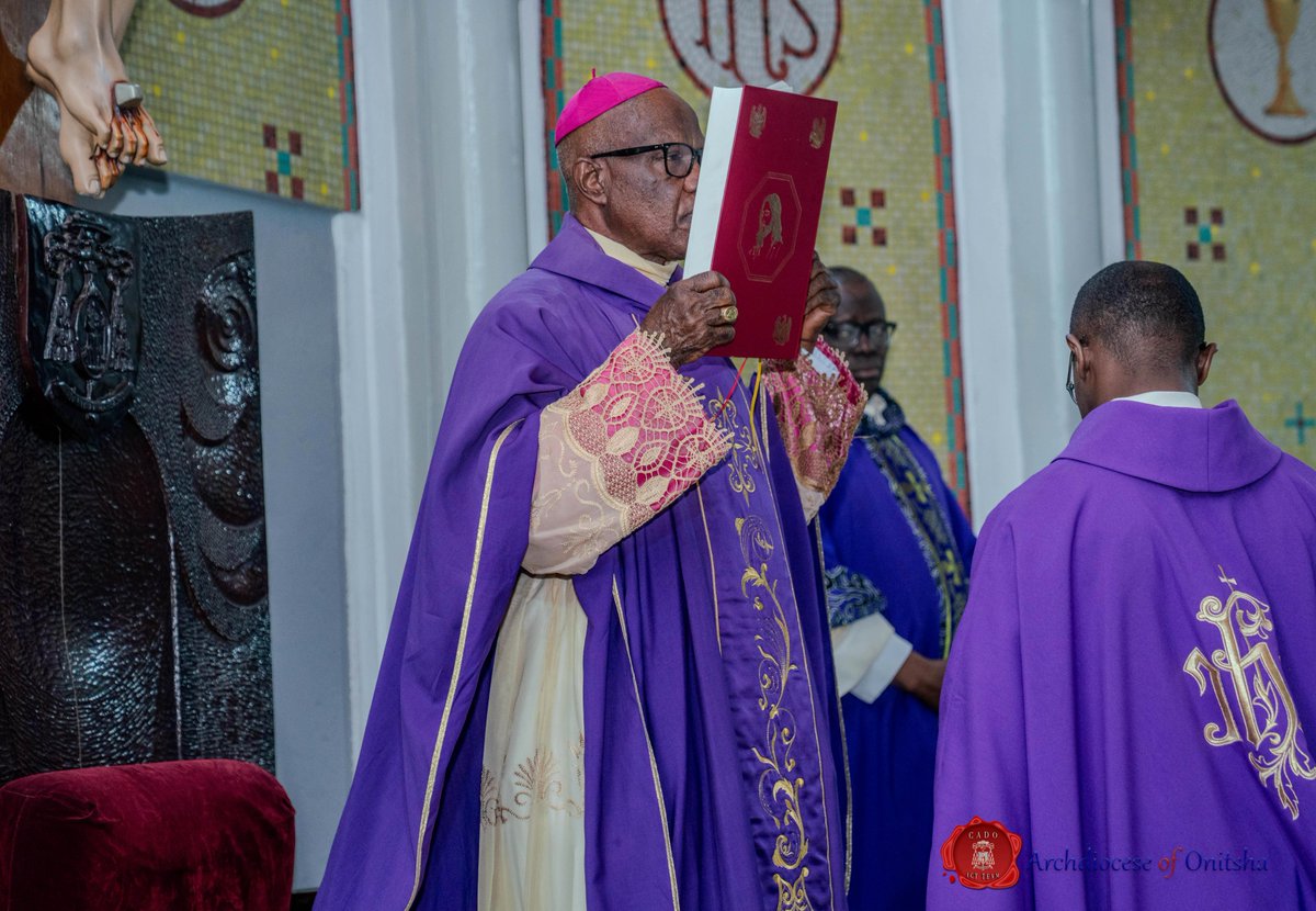 AbvalOkeke's tweet photo. Lent is a time of prayer, abstinence, and a season of God’s grace in our lives.#AshWednesdayLentBegins https://t.co/iKG8ZBGEkb