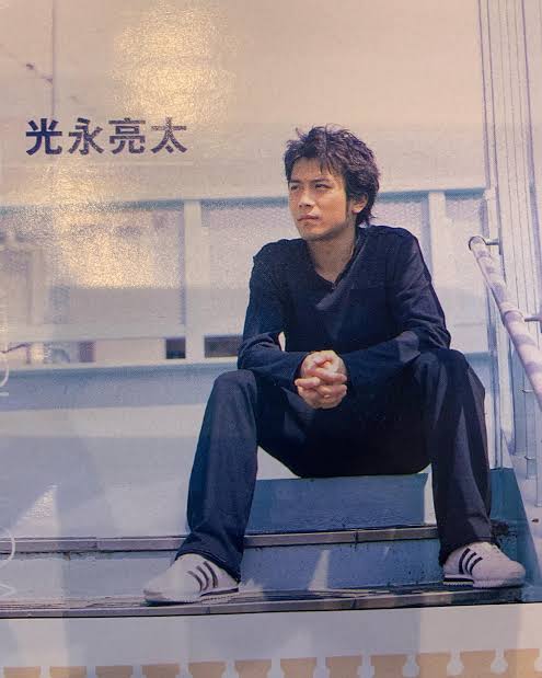 日付変わって本日2月19日、
おかげさまでメジャーデビュー23周年を迎えることができました。
まだまだしぶとく音楽続けていきます。
いつもありがとう。
これからも応援よろしくお願いいたします。