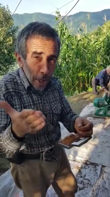 hlkroot's tweet photo. @sivriikalemler Sevdiği kadın bu galiba https://t.co/27Skg2YbFV