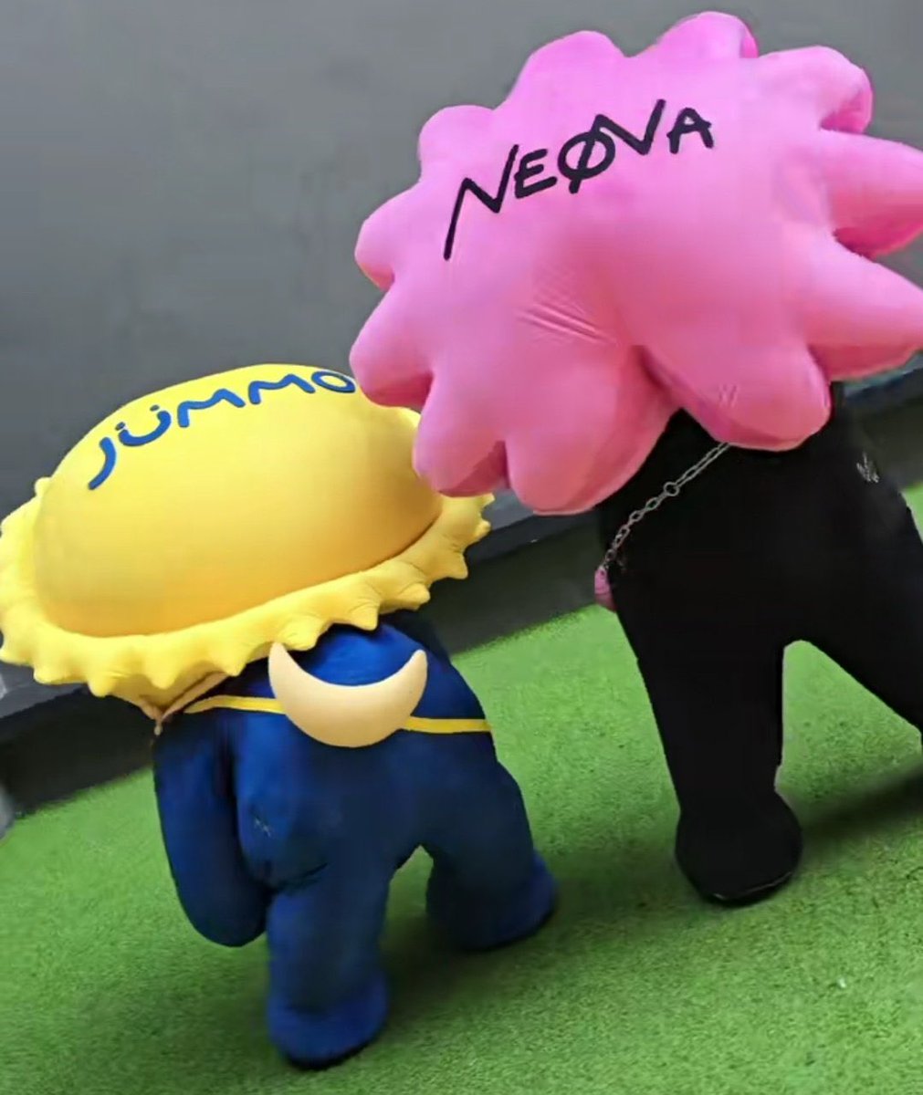 Sapphire_Pim's tweet image. ก็แอบหิวอยู่นิดๆ