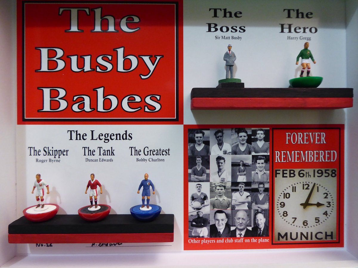 helcol123subbu1's tweet image. Manchester United large Busby Babes subbuteo frame on its way to its new owner. DM @helcol123subbu1 to order yours now. @djejit @Utdwire @belfastboy73 #manu #reddevils @DaveUnited58 @stevomufc74 @ChappoClaire @utdandy #manunited @RoyMBE @SimplyUtd @TrueRedDevils__ #MUFC_FAMILY