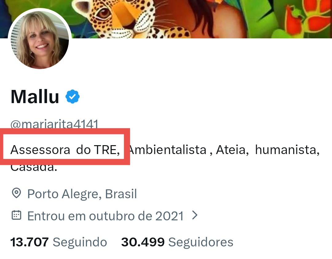 RicardoRoveran's tweet photo. Esta assessora do TRE vem propagando falsas acusações contra Flávio Bolsonaro.

Vamos torná-la famosa.

REPASSEM https://t.co/wngxCJleyn
