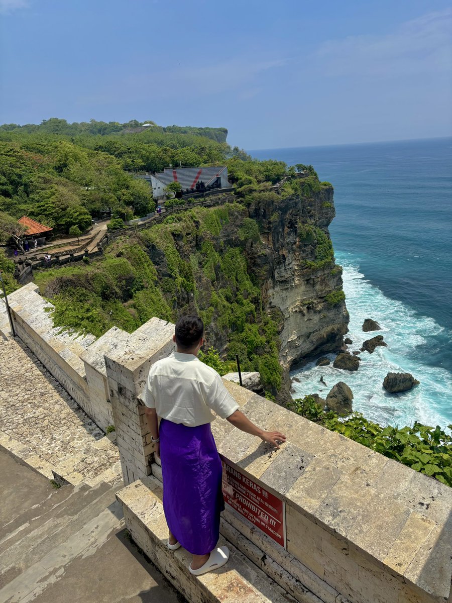 ☀️set. tweet media