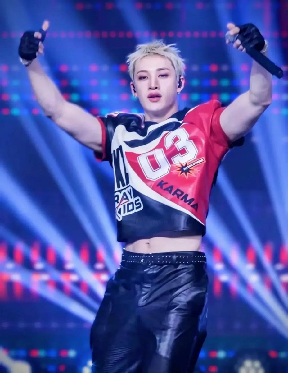 🩶
#BangChan #StrayKids