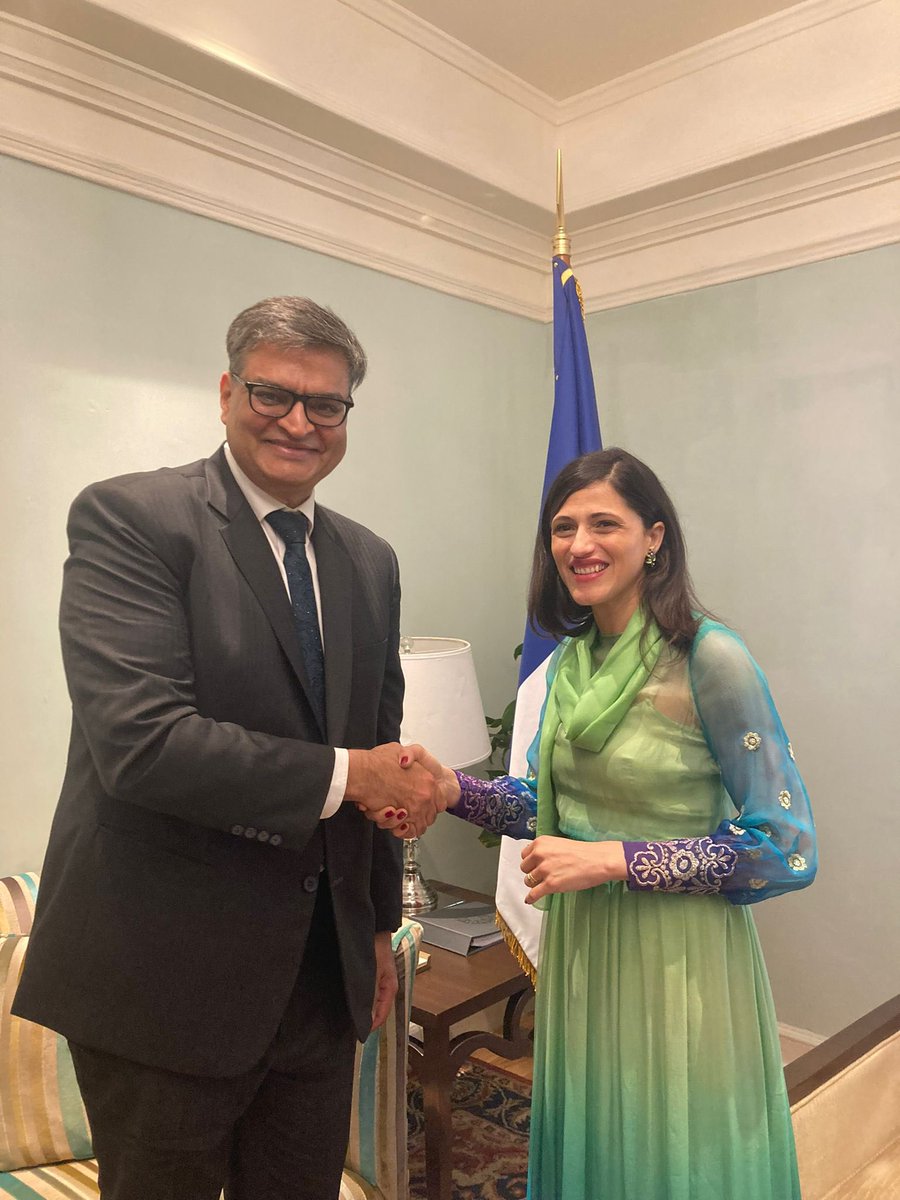 Éléonore Caroit tweet media