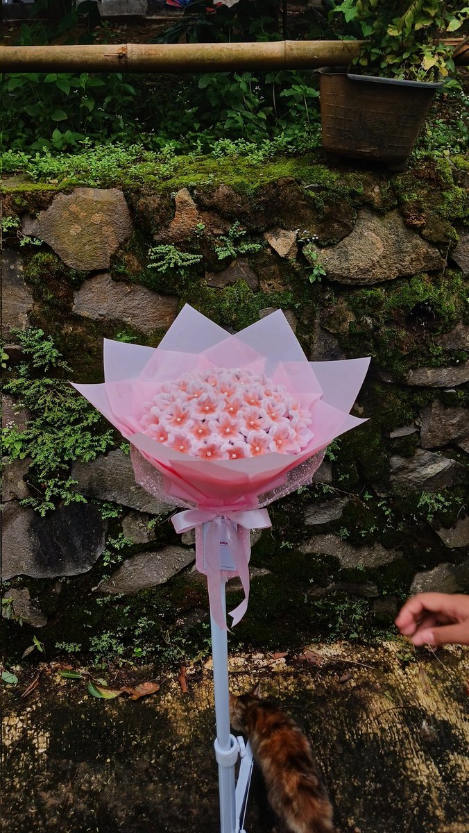 beadstiquee tweet media