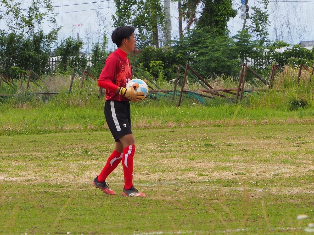 ◥◣新加入選手◢◤

横矢 年晃（ヨコヤ トシアキ）
◇生年月日：2005年9月23日・20歳
◇ポジション：GK
◇サッカー歴：北陵SSS ▷ 北陵中学校 ▷ 高知工業高等学校 
◇身長175cm・体重65kg・血液型AB型

活躍を期待しています✨