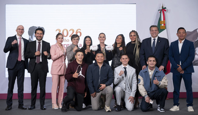 NOISVALA's tweet image. Presidenta presenta #boxeando por la #paz: 5 mil #boxeadoras y boxeadores impartirán clases de #boxeo a 100 mil niños y jóvenes en todo el país
reflexion24informativo.com.mx/presidenta-pre…
#reflexion24informativo #politica Claudia Sheinbaum Pardo #Deportes