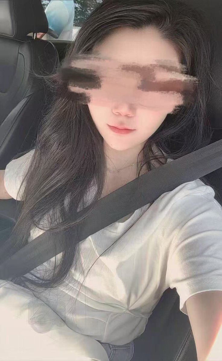 东北字母墙 tweet media