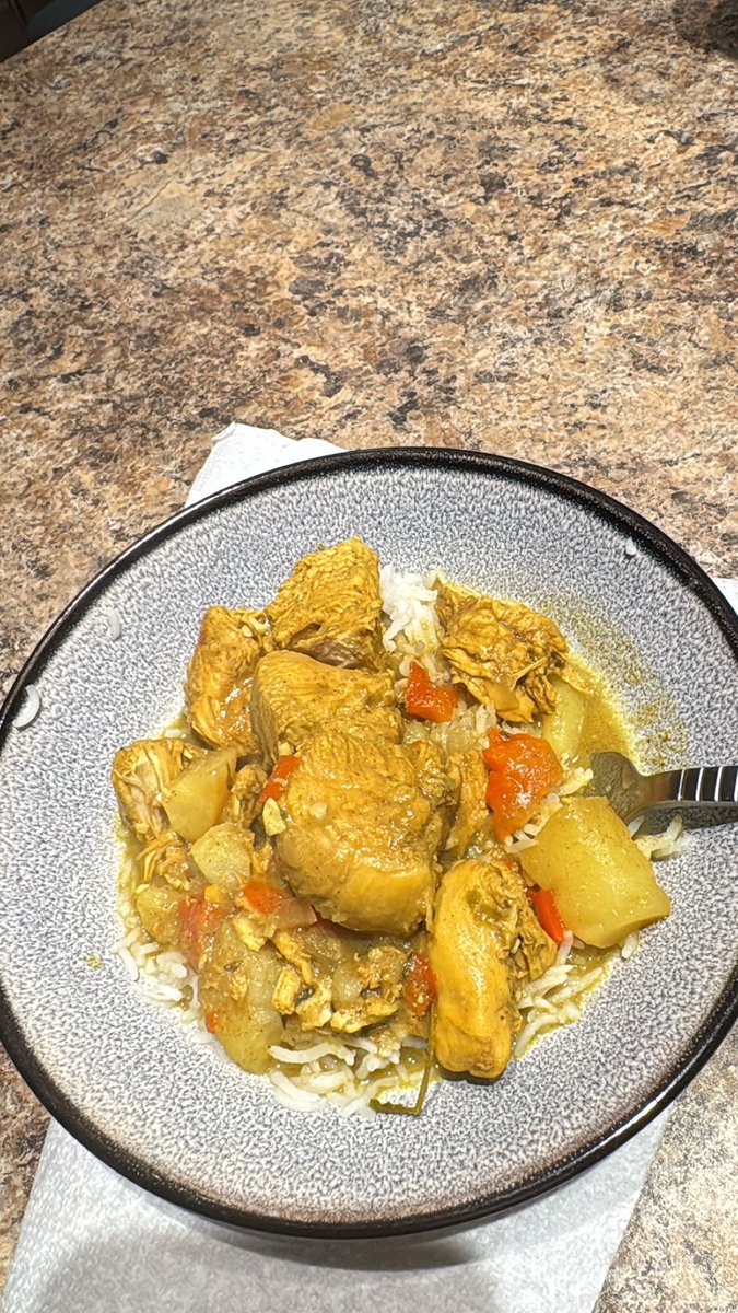 TaijaCarr's tweet photo. My kitchen hates to see me coming these days .. 👩🏾‍🍳😘 https://t.co/eSyBLsPl7j