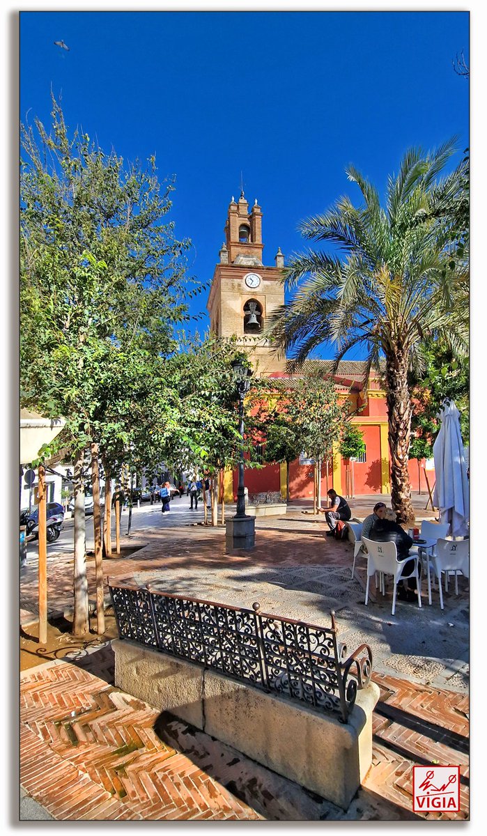 Una bonita y soleada mañana en la plaza de San Lorenzo.
