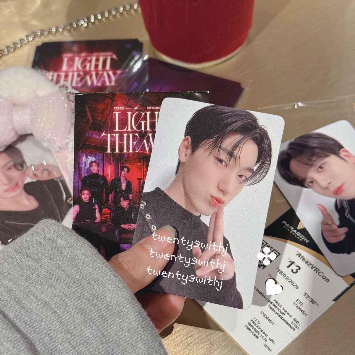 twenty9withj's tweet photo. ·˚ ༘  : wtt :: ꒱

แลกการ์ด คอน VR ATEEZ: LIGHT THE WAY

เรา: ซาน SAN ฅ˶ᵔ ᵕ ᵔ˶ฅ
คุณ: มินกิ MINGI ₍•ʚ•₎ˏ

อยู่ถึงค่ำเลยค่า🥺🤍

 #ตลาดนัดateez #Gottaworkไปหาเอทีซที่เมเจอร์ https://t.co/AYSyxbYEXi