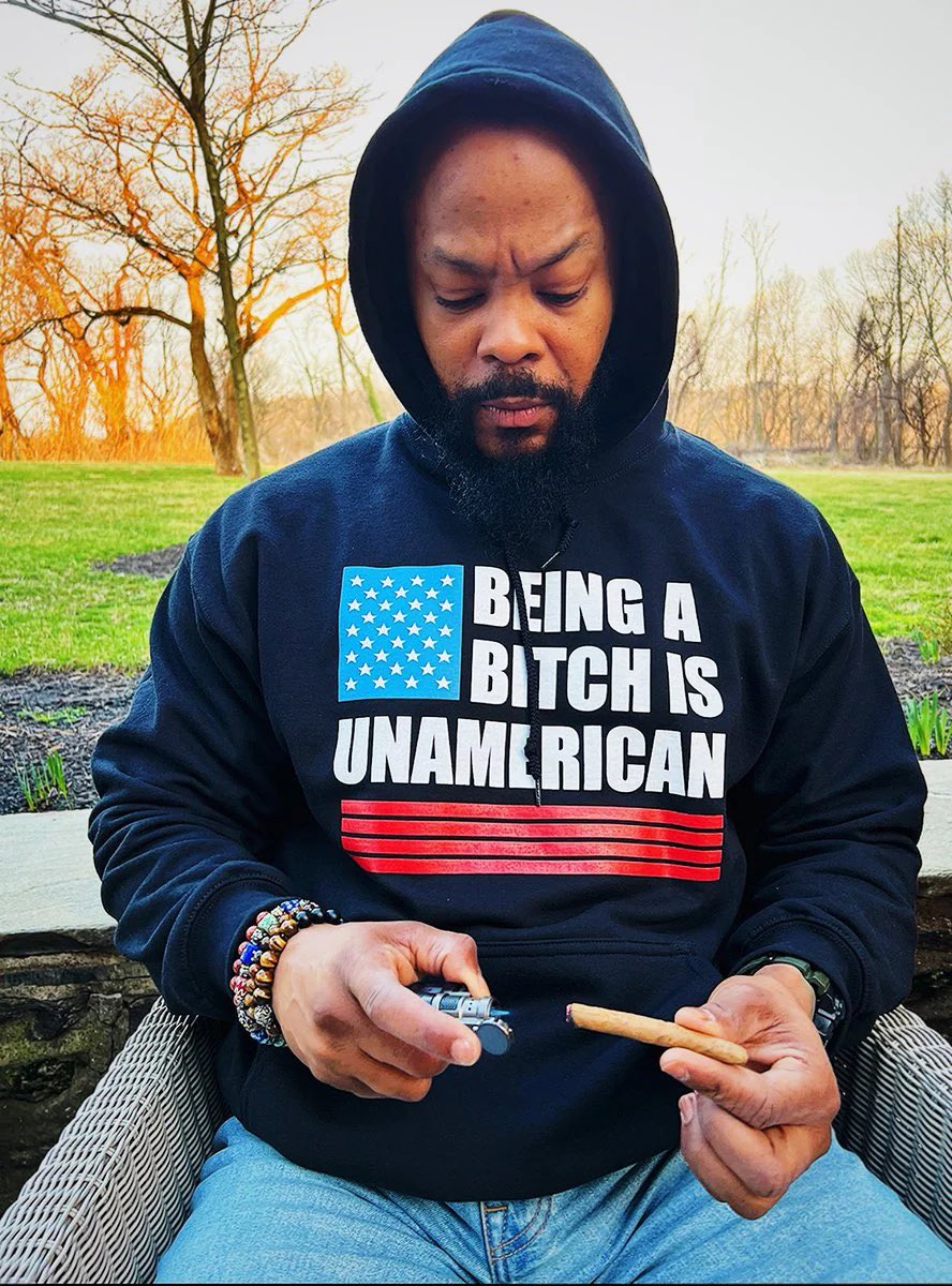 My take on this round table where Clifton Powell correctly told a meat gobbler STFU.

This is a PRIME example of young dudes with no lived experience TALKING.

Marshmallows using therapy buzzwords to “check” elders. Lame AF. 

You goofys JUST learned them words from a podcast or