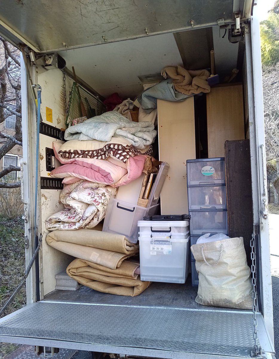 ecoclear968's tweet photo. 本日もありがとうございました。
鎌倉市のお宅にて、ご実家の片付けに伺いました。
ありがとうございました。
遺品整理、生前整理、空家になったご実家の片付けは、お気軽にご相談ください。
大型の家財や細かい日用品まで、1軒まるごと片付けます。どうぞお気軽にご連絡ください。#鎌倉市
#遺品整理 https://t.co/Oc7mmlXHTo
