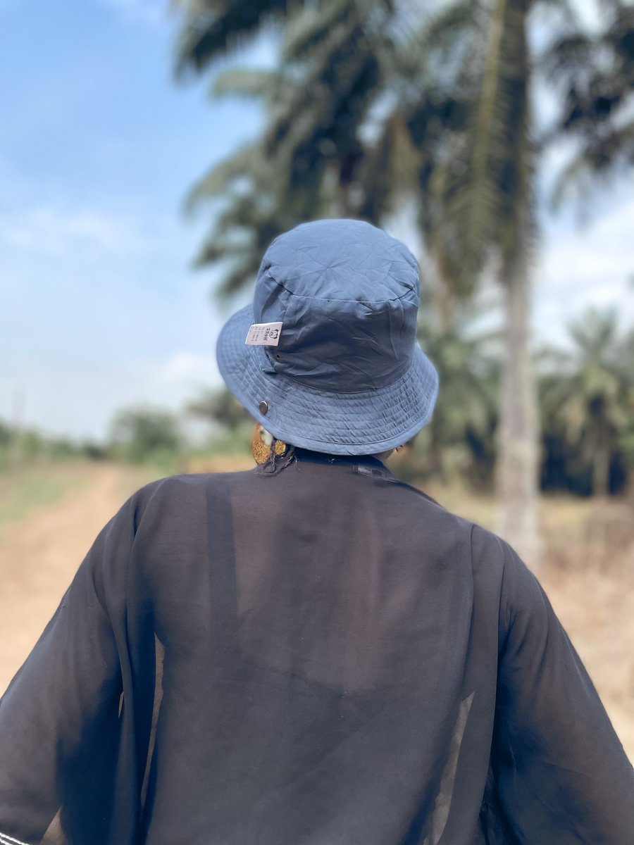 Sandraa20k's tweet photo. Title: ThenatureGirl episode 5 says 

Be like a tree, Stand tall, stay rooted, and keep growing. Let nature inspire your strength calm your mind, and refresh your spirit. #goviral❤️ #nature
#fypage #artstudio #explorepage✨ https://t.co/XzTjkxNVv2