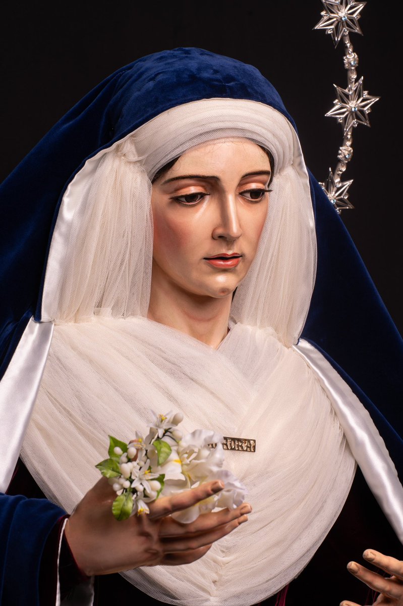 Al inicio de una nueva Cuaresma, Nuestra Señora de la Aurora ha sido vestida de hebrea.

📸: Domingo Pozo.