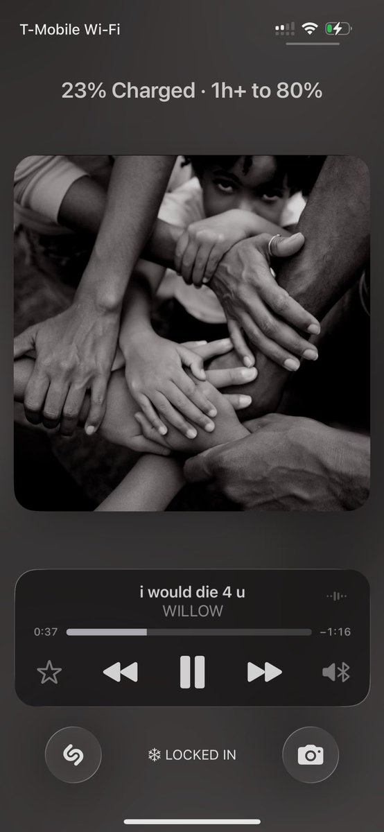kozyjournal's tweet photo. willow smith man! generational talent btw https://t.co/w2jjTa3yuO