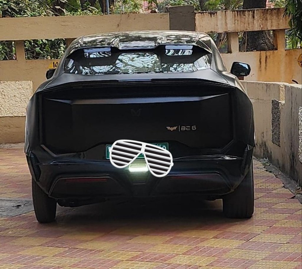 When I say my car looks like a giant with small dick because of the spare tyre size 🙃