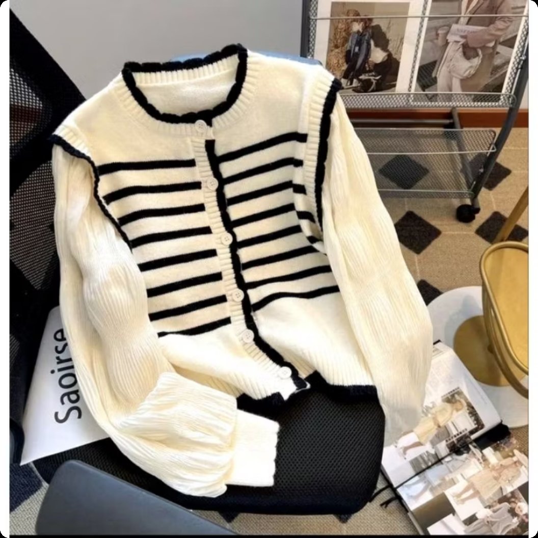 zuhogf_'s tweet photo. the cardigan: 
https://t.co/FP9rVa7WgB

the jeans baggy; 
https://t.co/2cZy1mzWQ4 https://t.co/RIE5a23XRt