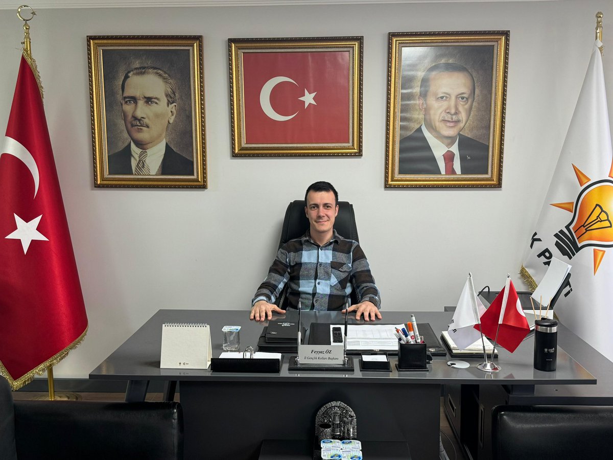 Kıymetli Hemşehrilerimiz,

Bugün parti binamızda hemşehrilerimizle bir araya gelen İl Yönetim Kurulu Üyemiz Talha Tayyip Uğur, talep ve önerilerinizi dinlemektedir.

Görüşlerinizi paylaşmak üzere sizleri parti binamıza bekliyoruz.

📞 İletişim: 0 (555) 345 00 67