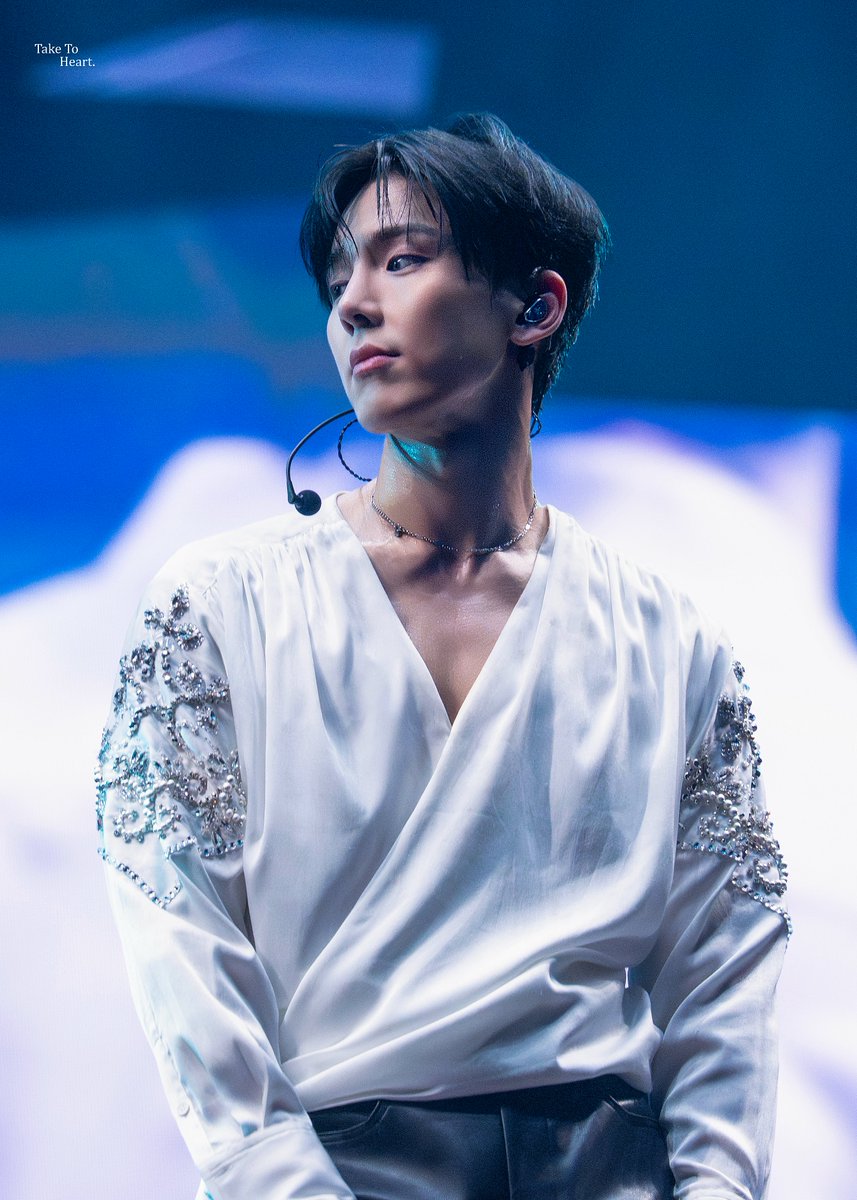 260131 2026 MONSTA X WORLD TOUR
[THE X : NEXUS] DAY2
인어공주 시점.. 
#셔누 #SHOWNU #몬스타엑스 #MONSTAX #MONSTA_X