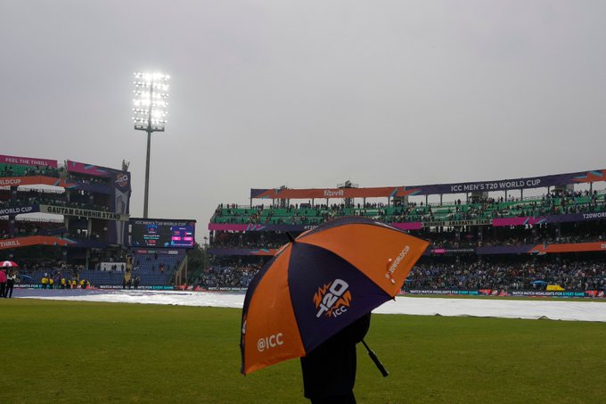 Rain in Delhi delays the second innings of SA vs UAE Game...