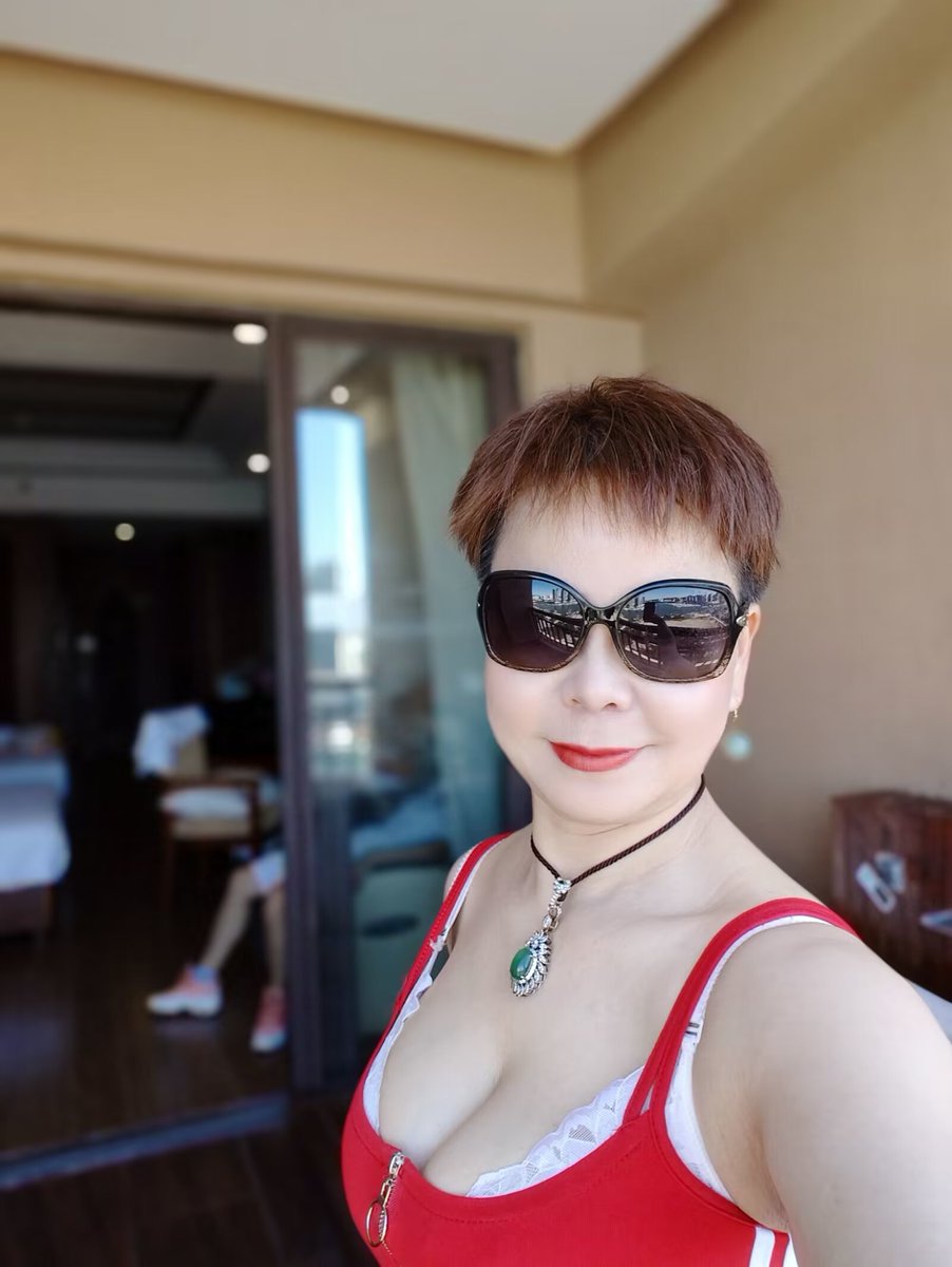 CNMILF's tweet photo. 母子度假 https://t.co/phFlIT6bHA