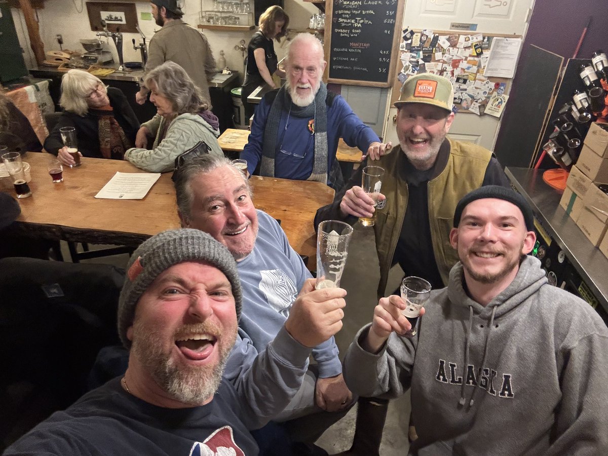 craftbrewjester's tweet photo. Brewstop number #13 on the #questtobreak100in2026 was a double stop #loveshacklibations a Wednesday visit and a Saturday visit both were a lot of fun lots of familiar faces I’ve been coming here since opening week 2017 , happy birthday LoveShack ! https://t.co/cegMON77rZ