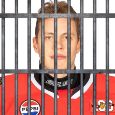 desolateashes's tweet photo. #NewProfilePic temporary new layout #FREESTAN https://t.co/YG4MoYJhlW
