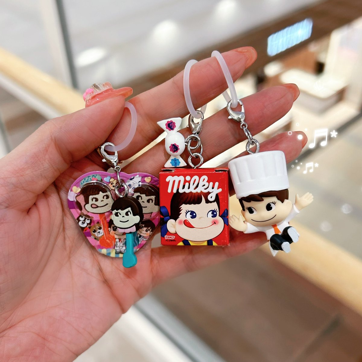 クッピーラムネは入荷してなかったから不二家のめじるし回してきた𐔌