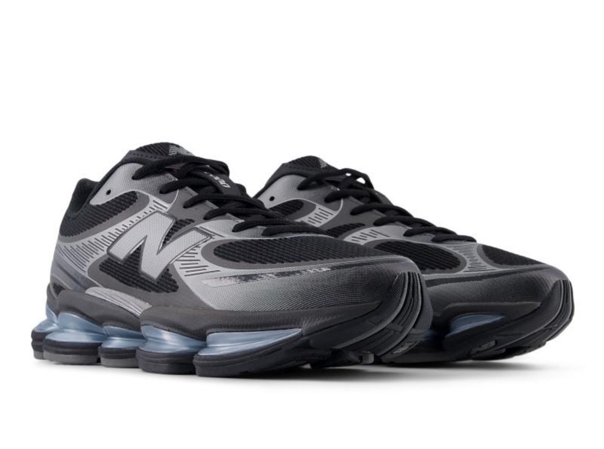 庄司浩平 さんの着用衣装✨ 庄司浩平さん着用スニーカー👟 詳細は