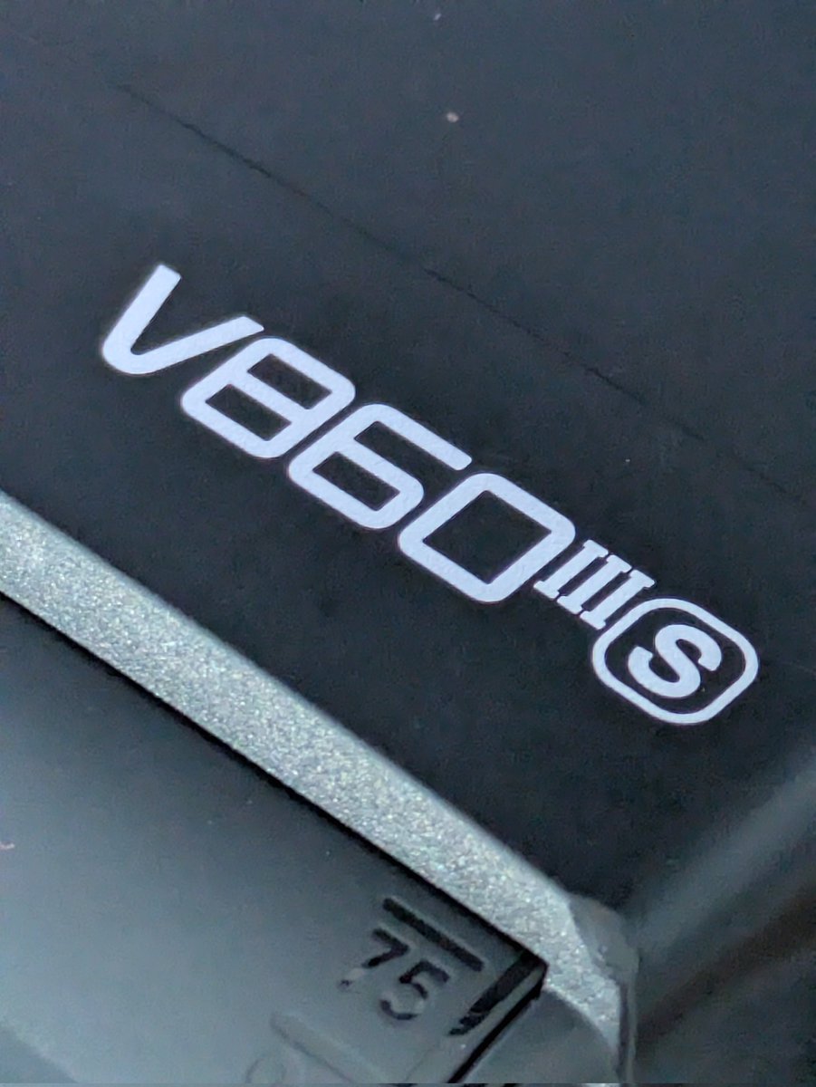 掘り出し物があったのでSB700をリプレース