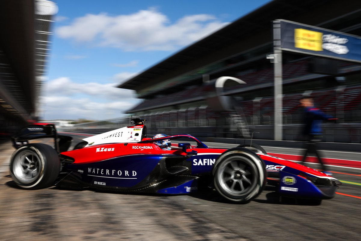 Formula Blue 2 Rolling out for the AM session 🌅 Follow all the action as it happens ...