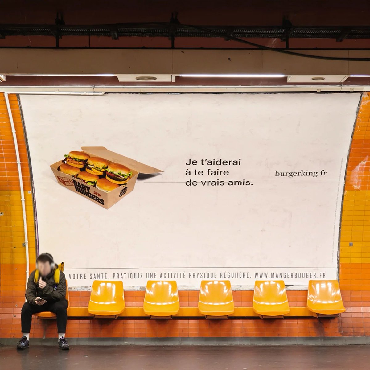 sltcmisaki's tweet image. je viens de voir leur pub dans le métro ils ont repris la pub du collier ia pour se moquer