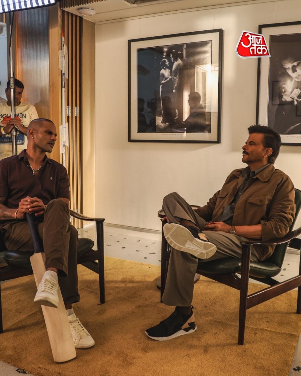aajtak's tweet image. Exclusive Photos: एक नए गाने के लिए शिखर धवन और अनिल कपूर साथ आए नजर, पहली बार स्क्रीन पर दिखेगा ये खास कोलैब 🔥🎬

#AnilKapoor #ShikharDhawan #ATPhotoblog #AajTakSocial