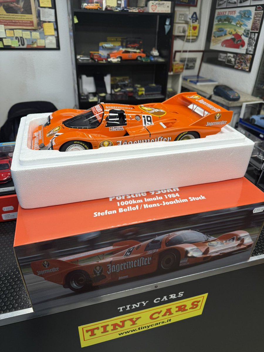 cars_tiny's tweet image. Porsche 956 1000 Km Imola 1984 Stefan Bellof Hans Joachim Stuck Werke 83 Scala 1:12 a 255€ da Tiny Cars! #tinycars #porsche #scala112 #racingcars #car