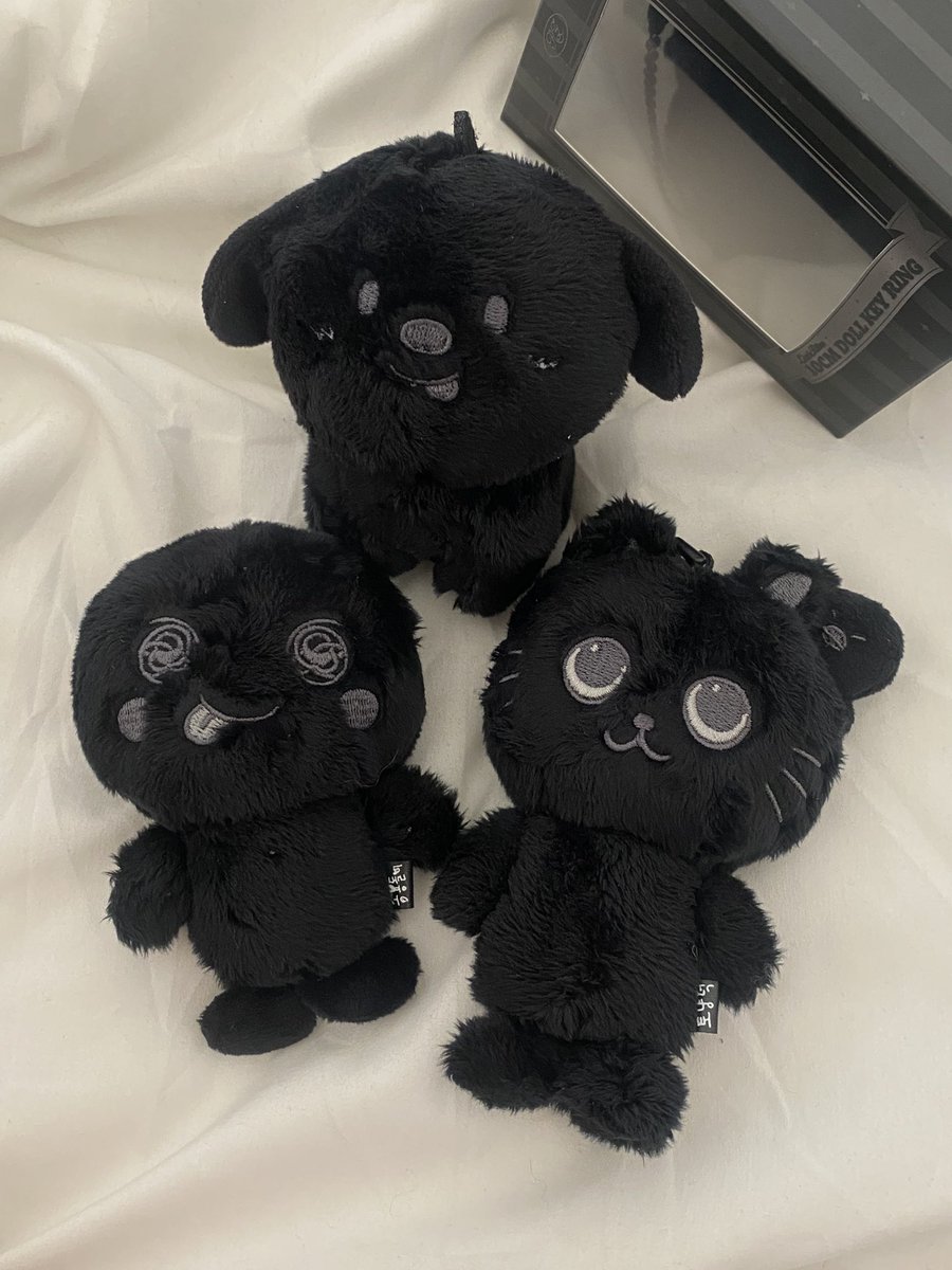 ไอ้บิน่ารักสุด นอกนั้นเหมือนผีเด็กอ้วม
5555555555555555555555