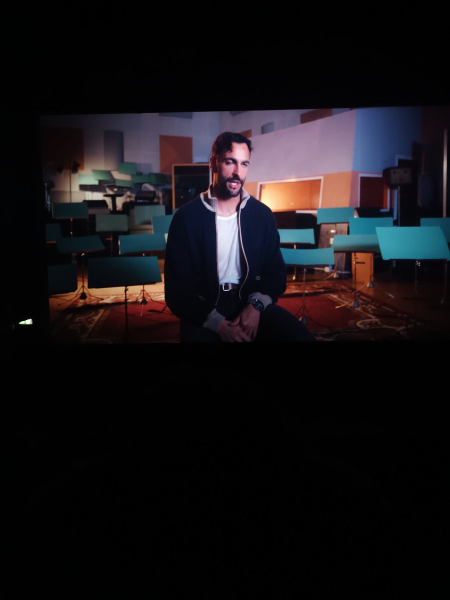 ferr730's tweet photo. Andate al cinema a godere del racconto tenero e affascinante in #AndandoDovenonSo
#MauroPaganiUnaVitaDafuggiasco vissuta per la musica fatta di incontri con artisti nella sua "casa"
Riconoscendo il profumo del talento  credendo in un coraggioso @mengonimarco che omaggio' Tenco https://t.co/lYBThz1gDr
